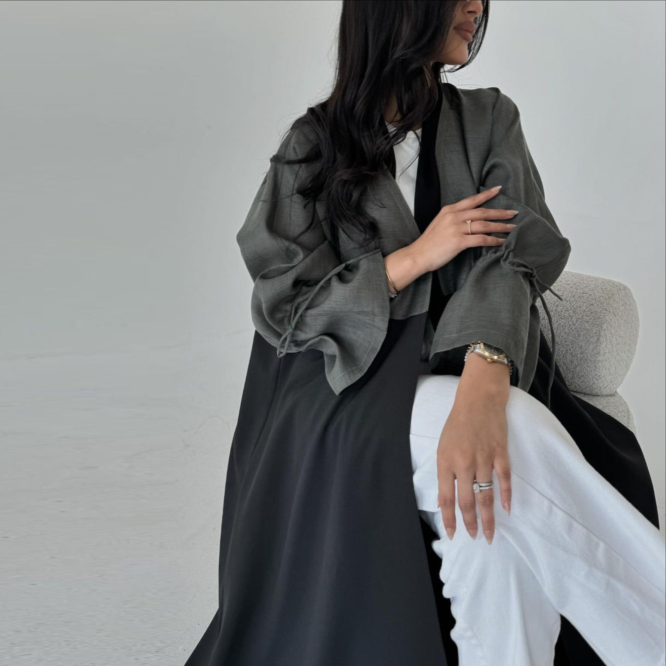 Noir Two-Tone Abaya